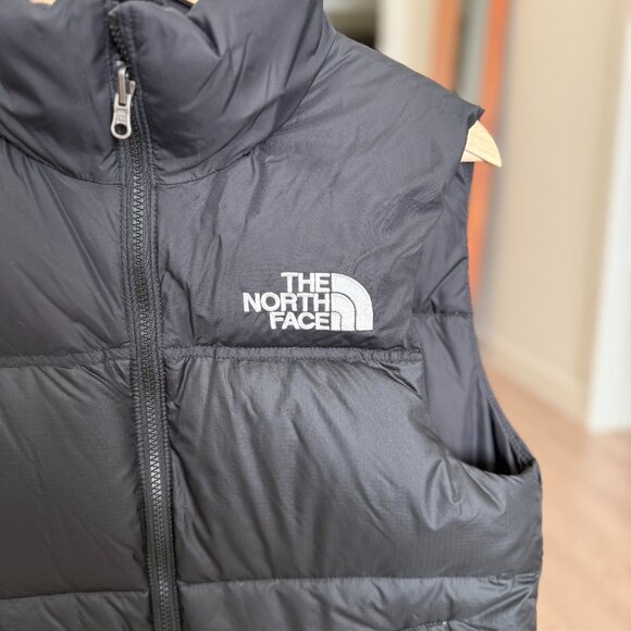 The North Face Black 1996 Retro Nuptse Down Vest - Picture 2 of 5